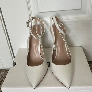 Aroabeth - 70 Aldo white pumps